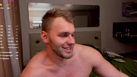 My shows 2100500 UTC3 online show from 01/11/25, 01:37