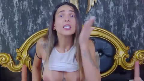 Snapshot of tastypatricia chatting on 02/21/25, 01:22 TastyPatricia online show from 02/21/25, 01:22