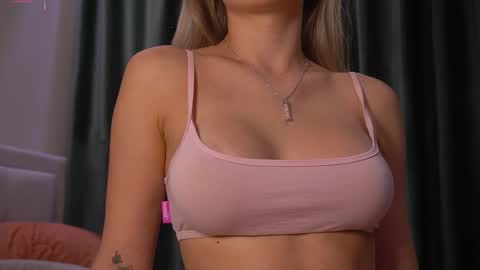 Im Sabrina NEXT LIVE  Tuesday online show from 10/06/25, 03:53