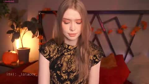 TataCoy online show from 11/11/25, 11:54