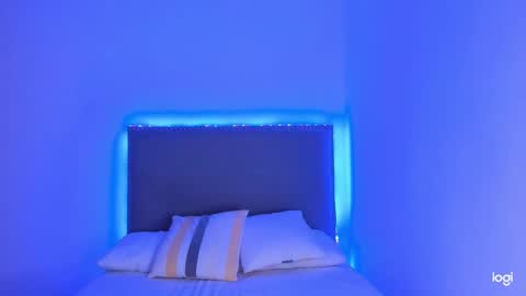 Snapshot of tatiana_2000 chatting on 12/04/24, 02:09 Tatiana online show from 12/04/24, 02:09