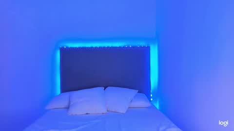 Snapshot of tatiana_2000 chatting on 12/28/24, 06:40 Tatiana online show from 12/28/24, 06:40