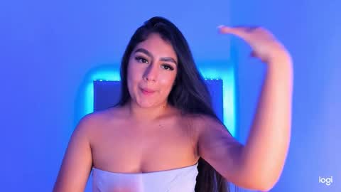 Snapshot of tatiana_2000 chatting on 12/28/24, 09:40 Tatiana online show from 12/28/24, 09:40