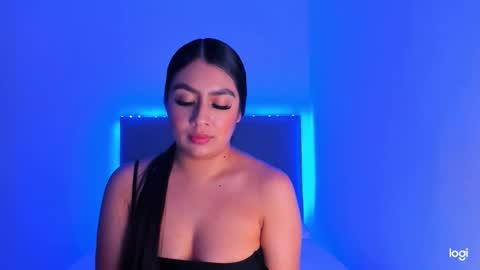 Snapshot of tatiana_2000 chatting on 01/25/25, 01:54 Tatiana online show from 01/25/25, 01:54