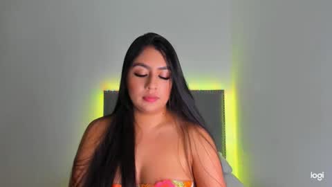 Snapshot of tatiana_2000 chatting on 09/10/25, 02:44 Tatiana online show from 09/10/25, 02:44