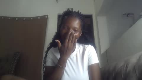 Snapshot of tatiana_254 chatting on 10/13/25, 07:14 tatiana_254 online show from 10/13/25, 07:14