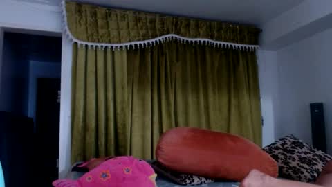 tatiana giraldo online show from 09/11/25, 11:27