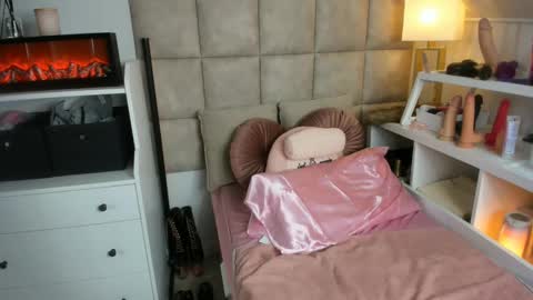 tatjana_official online show from 02/09/25, 07:16