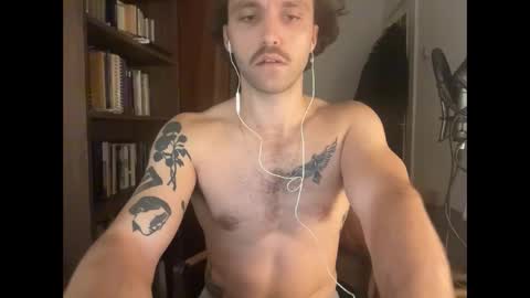 Snapshot of tattboy666 chatting on 10/19/25, 01:28 tattboy666 online show from 10/19/25, 01:28