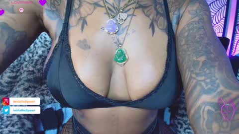Snapshot of tatted_vixen chatting on 11/04/25, 07:24 Tatted Queen online show from 11/04/25, 07:24