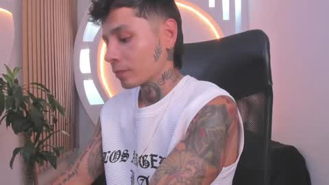 Snapshot of tattokoi chatting on 01/23/25, 12:57 tattokoi online show from 01/23/25, 12:57