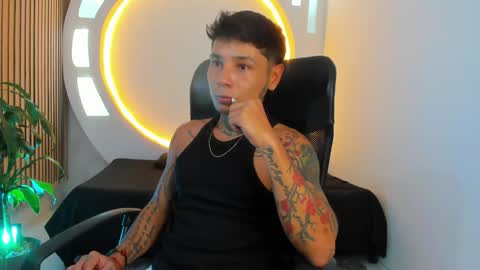 Snapshot of tattokoi chatting on 01/24/25, 01:03 tattokoi online show from 01/24/25, 01:03