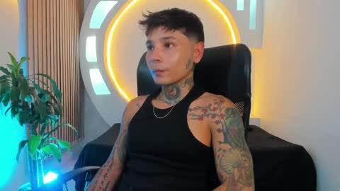 Snapshot of tattokoi chatting on 01/25/25, 02:58 tattokoi online show from 01/25/25, 02:58