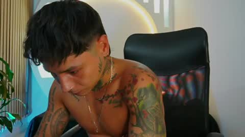 Snapshot of tattokoi chatting on 01/27/25, 02:31 tattokoi online show from 01/27/25, 02:31