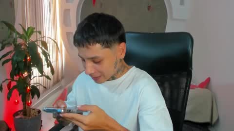 Snapshot of tattokoi chatting on 02/14/25, 09:53 tattokoi online show from 02/14/25, 09:53