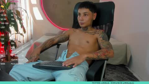 Snapshot of tattokoi chatting on 02/15/25, 08:01 tattokoi online show from 02/15/25, 08:01