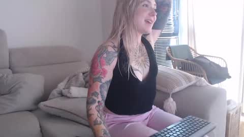tattoobbgirl online show from 10/28/25, 03:36