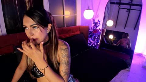 Snapshot of tattybunny chatting on 01/25/25, 04:13 Tatty online show from 01/25/25, 04:13
