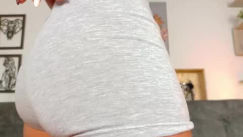 Taty Miller online show from 11/14/25, 09:02