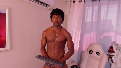 tau_montes online show from 11/13/25, 02:27