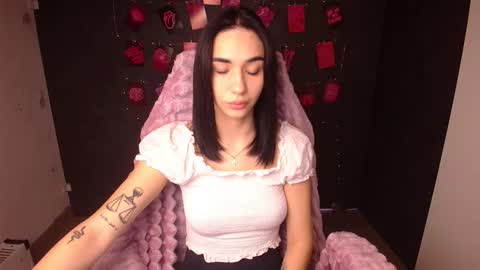 Tayla online show from 10/22/25, 06:24