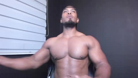Snapshot of tayler_waka chatting on 01/25/25, 04:23 Tyler online show from 01/25/25, 04:23