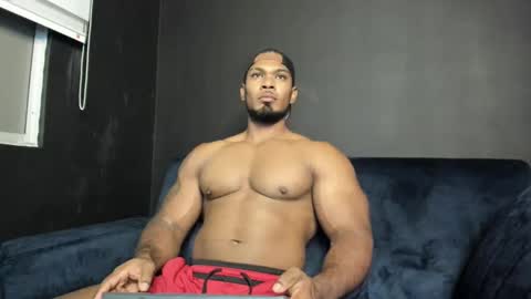 Snapshot of tayler_waka chatting on 02/19/25, 12:25 Tyler online show from 02/19/25, 12:25