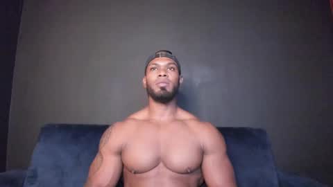 Snapshot of tayler_waka chatting on 09/22/25, 11:29 Tyler online show from 09/22/25, 11:29