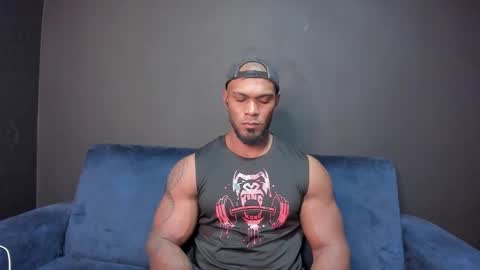 Snapshot of tayler_waka chatting on 09/26/25, 10:03 Tyler online show from 09/26/25, 10:03