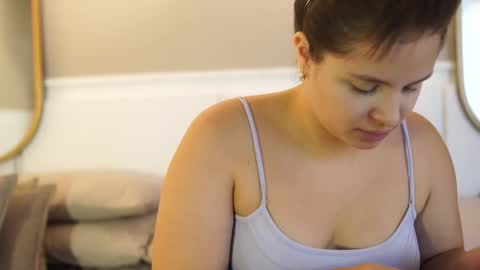 Teylor  Kim online show from 10/07/25, 06:49