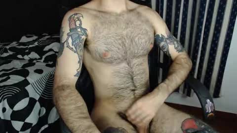 Snapshot of taylor__06 chatting on 11/04/25, 07:40 Taylor online show from 11/04/25, 07:40