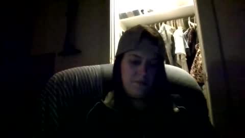 Taylor Riot online show from 10/12/25, 03:27