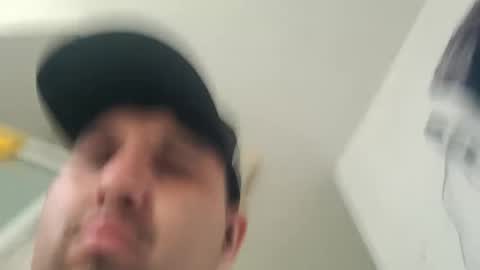 Luis online show from 09/25/25, 04:00