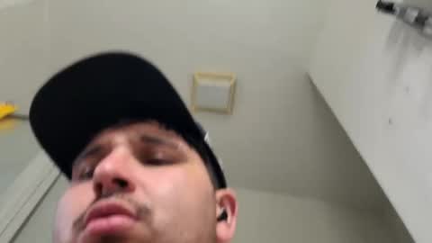 Luis online show from 09/27/25, 08:47