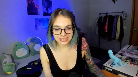 Snapshot of tea_rexx chatting on 02/19/25, 02:55 Kristina online show from 02/19/25, 02:55