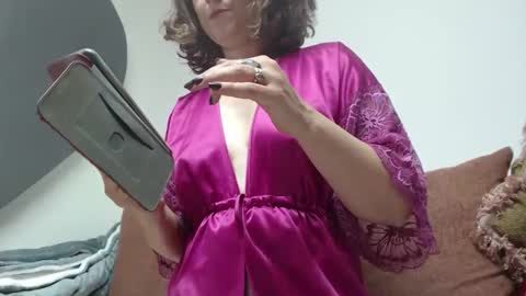 Snapshot of teasexpert4444 chatting on 10/01/25, 05:57 ALICIA--- online show from 10/01/25, 05:57