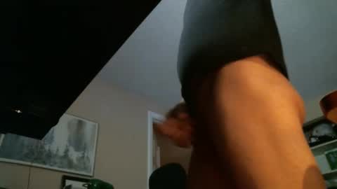 Snapshot of techloot chatting on 11/20/25, 04:07 techloot online show from 11/20/25, 04:07