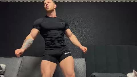 Snapshot of technohotgod chatting on 11/18/25, 05:34 Andy Psy online show from 11/18/25, 05:34