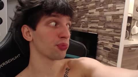 Teddy online show from 11/18/25, 02:54