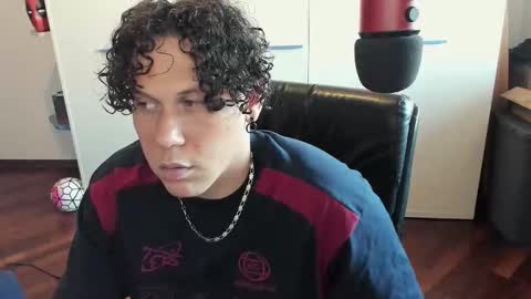 tedhmicro25 online show from 10/18/25, 10:16