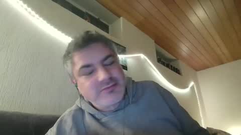 Snapshot of teeforyou chatting on 01/15/25, 12:51 Peter online show from 01/15/25, 12:51