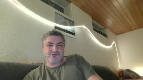 Snapshot of teeforyou chatting on 01/18/25, 09:02 Peter online show from 01/18/25, 09:02