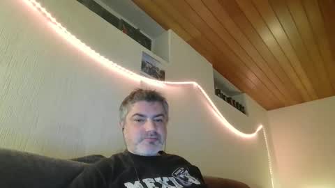 Snapshot of teeforyou chatting on 01/29/25, 03:54 Peter online show from 01/29/25, 03:54