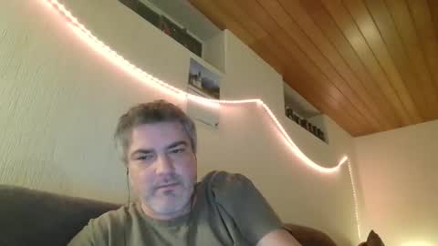 Snapshot of teeforyou chatting on 02/22/25, 02:17 Peter online show from 02/22/25, 02:17