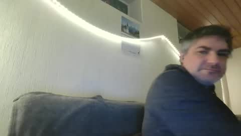 Snapshot of teeforyou chatting on 03/04/25, 10:16 Peter online show from 03/04/25, 10:16