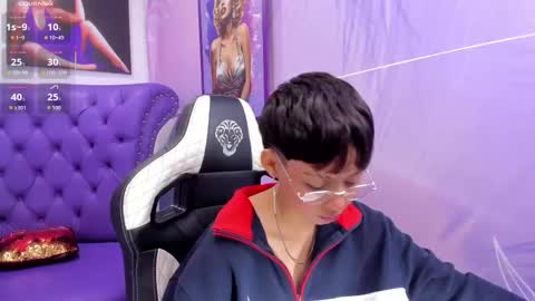 Stefani  online show from 09/21/25, 12:07