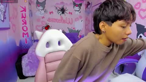 Stefani  online show from 10/25/25, 12:02