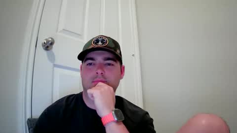 Snapshot of tejas2322 chatting on 11/25/25, 12:43 tejas2322 online show from 11/25/25, 12:43