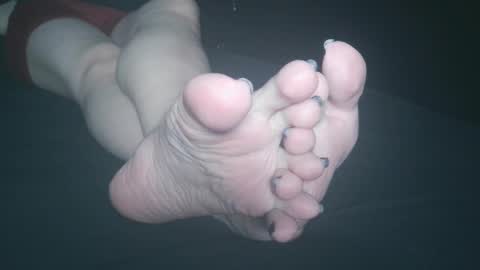 Viv West online show from 12/23/24, 02:02