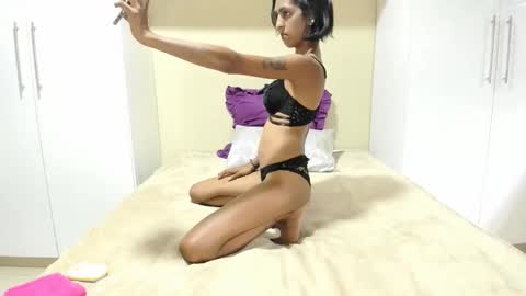 Snapshot of temptressqeen chatting on 03/12/25, 12:47 temptressqeen online show from 03/12/25, 12:47